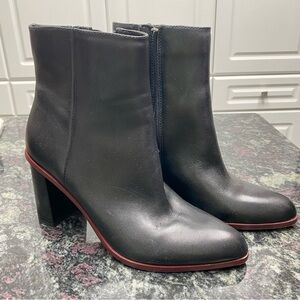 Elegant Black Ankle Boots